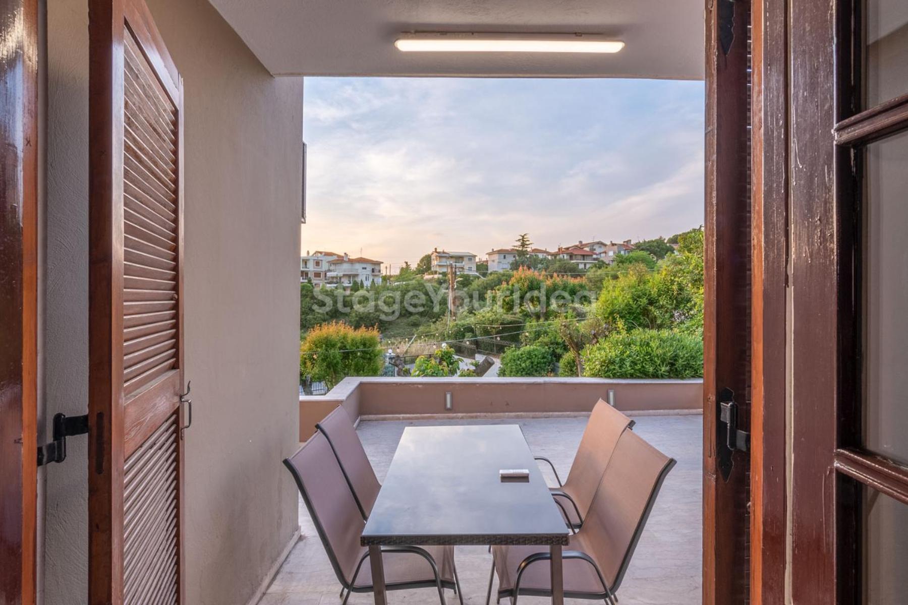 Τraditional Fully Detached Villa On A Luxurious Hillock Of Thessaloniki With Its Own Garden Also For Family & Wedding Gatherings For 10 To 25 People Only 15 Minutes From Airport Luaran gambar